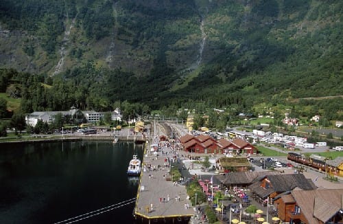 El tren de Flam, por los fiordos El tren de Flam, por los fiordos