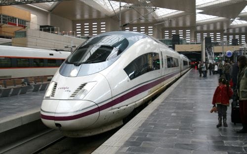 Línea AVE Valladolid-Venta de Baños-Palencia-León