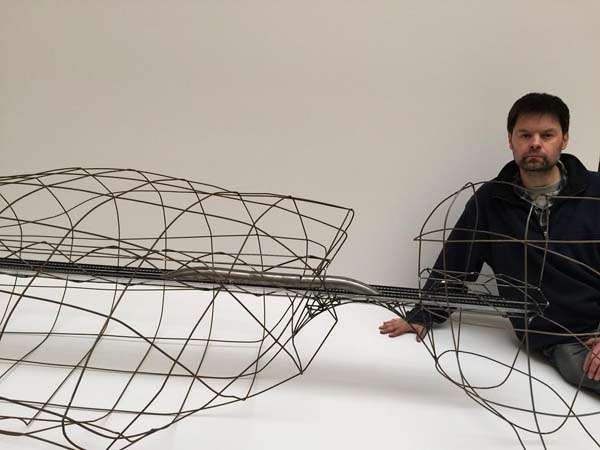 Diego Canogar esculturas de trenes