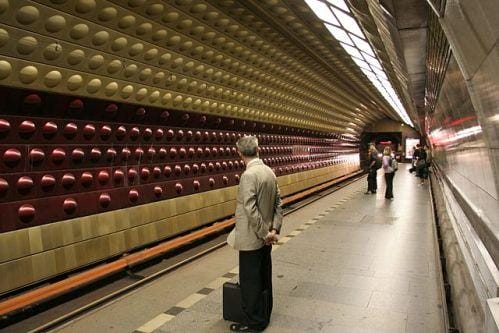 Estacion de metro de Flora, en Praga